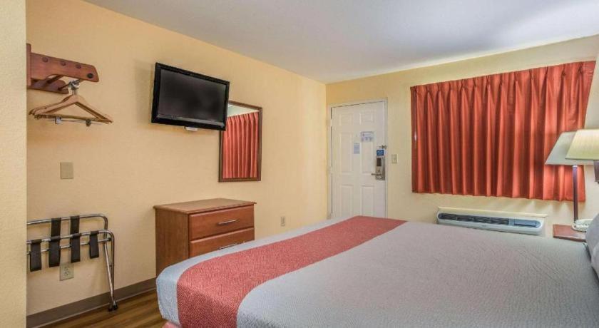 Rodeway Inn & Suites Macon Exterior foto