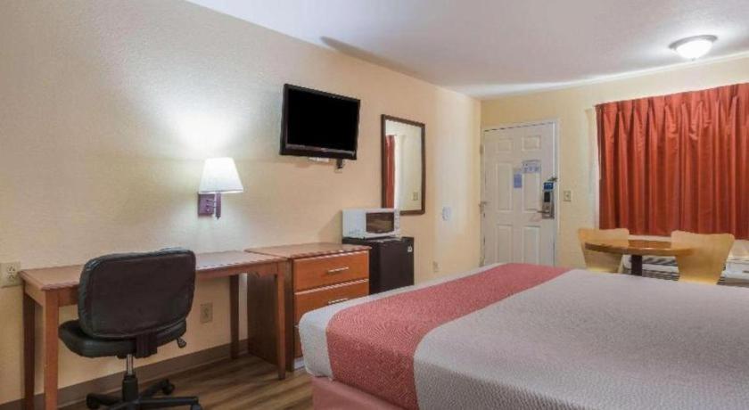 Rodeway Inn & Suites Macon Exterior foto